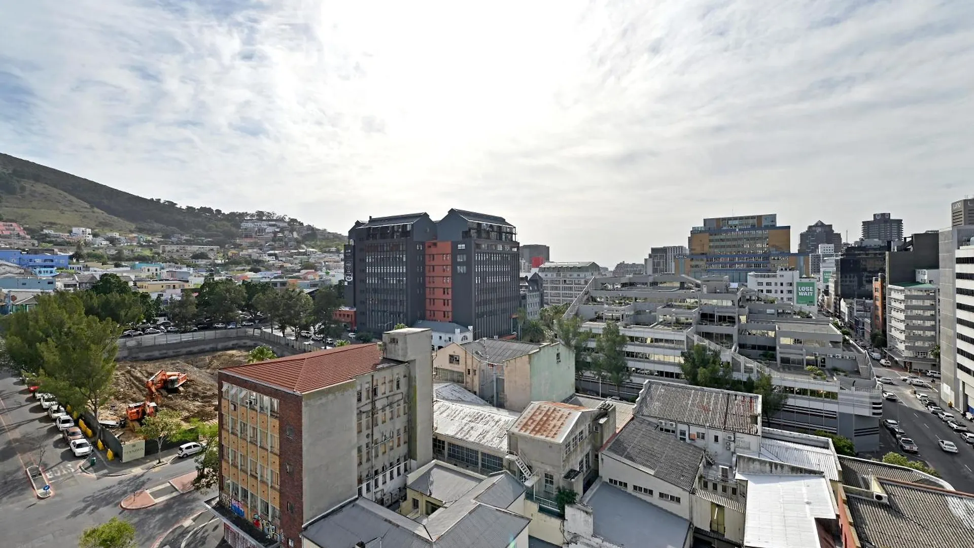 Yaya - Modern Apartment With City, Ocean & Mountain Views! Κέιπ Τάουν