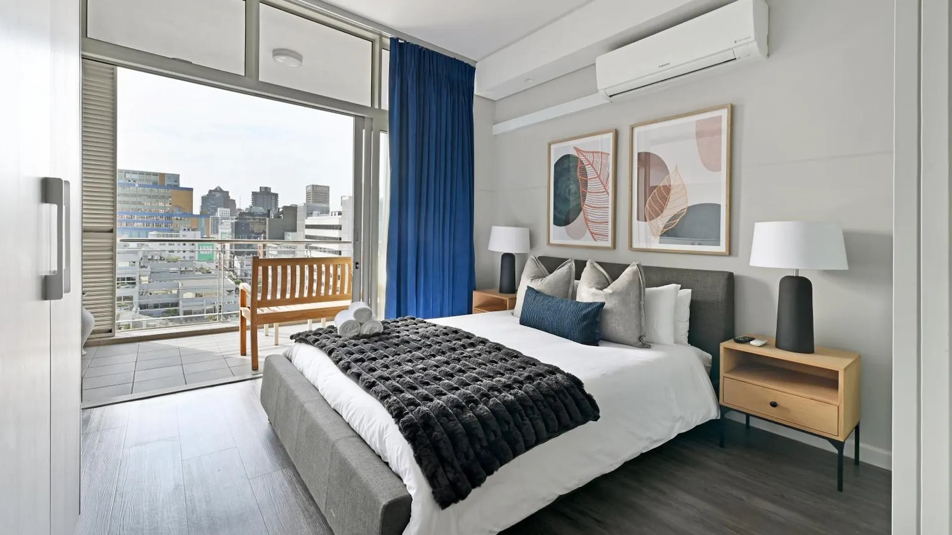 Yaya - Modern Apartment With City, Ocean & Mountain Views! Cape Town 0*,  South Africa