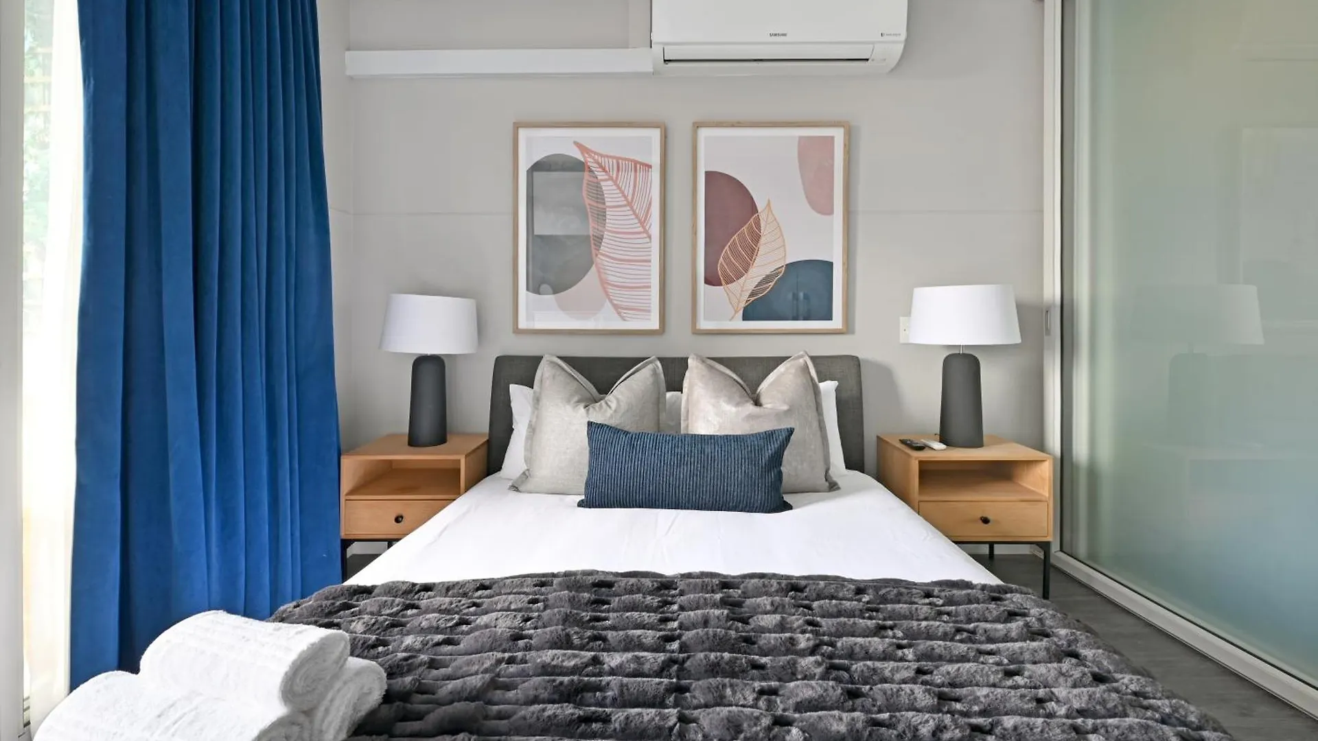Yaya - Modern Apartment With City, Ocean & Mountain Views! Cape Town